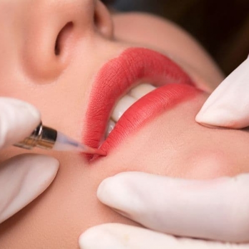Bảng giá phun môi cập nhật mới nhất 2025 tại Đà Nẵng