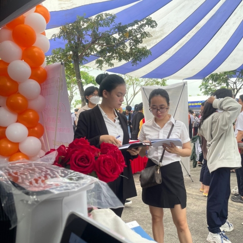 NGÀY HỘI TƯ VẤN TUYỂN SINH 2023